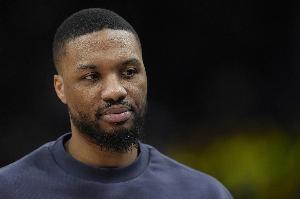 万博体育平台-TA名记：利拉德与开拓者签下的是一份3年4500万美元的合同